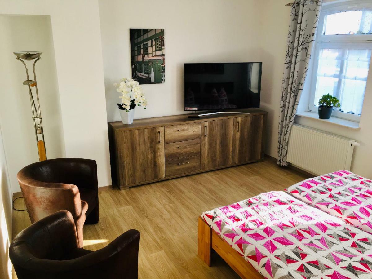 Ferienwohnung Fuer Alt Und Jung Sonneberg Exterior foto